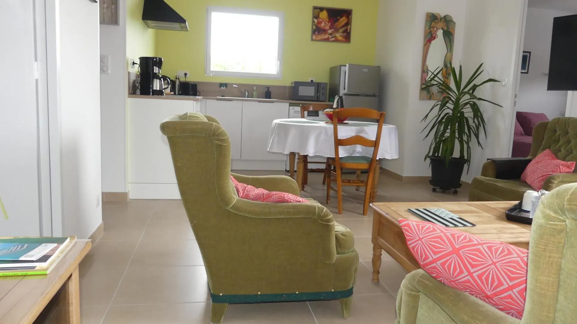 Apartment St Quay Portrieux Appartement Avec Piscine Chauffee Saint-Quay-Portrieux France