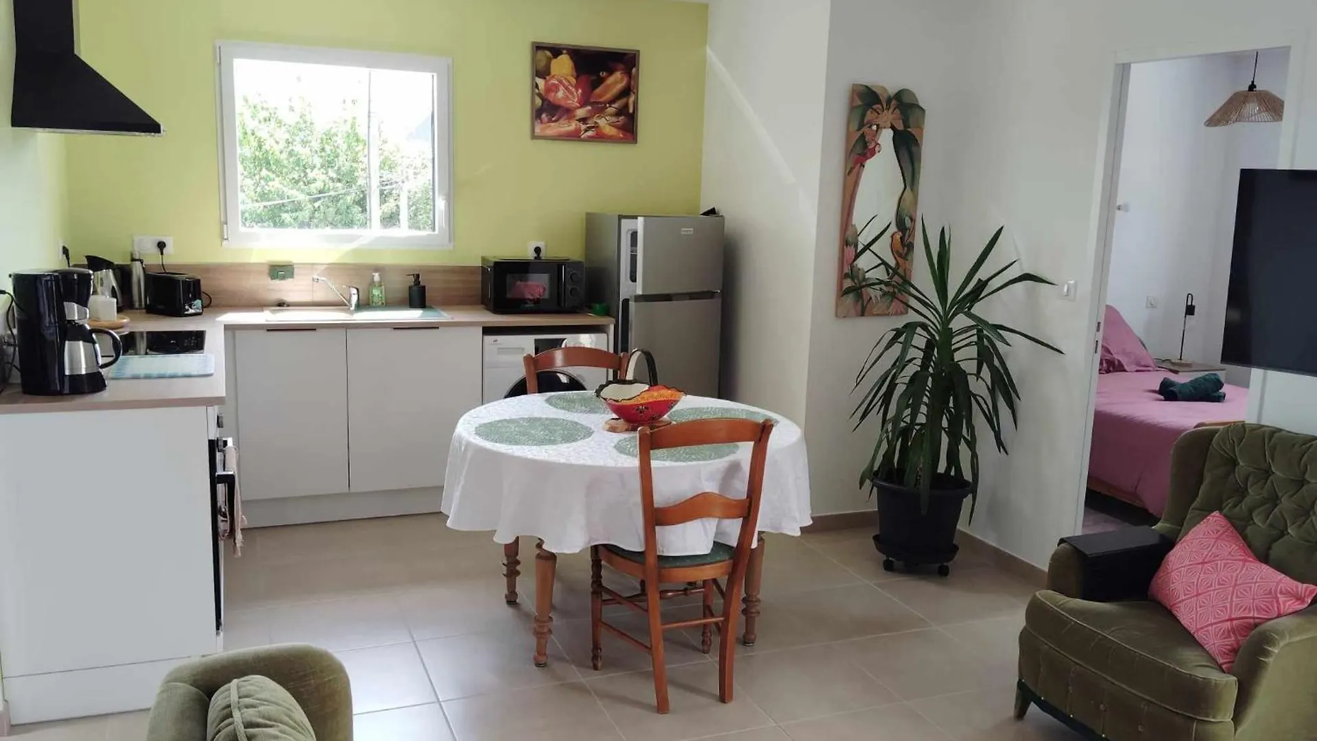 St Quay Portrieux Appartement Avec Piscine Chauffee Saint-Quay-Portrieux 0*,  France